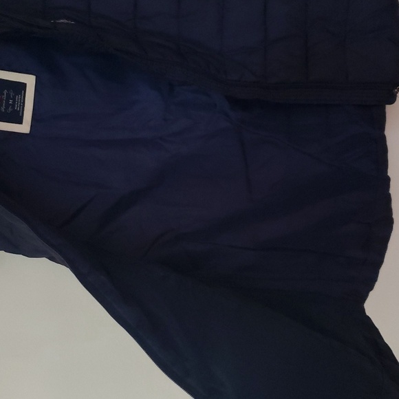 U.S. Polo Assn puffer vest in navy blue, women's size medium. - Picture 7 of 11